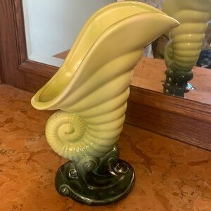 Vintage 1951 Hull Art Pottery Novelties Cornucopia Vase 102 Spiral Shell Planter